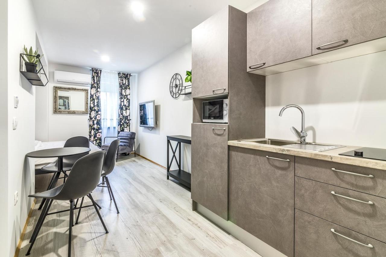 Moncherry Zagreb Ngoại thất bức ảnh